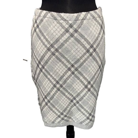 green 3 Dresses & Skirts - NEW Green‎ 3 Plaid Featherweight Knit Pencil Skirt Size M Gray Preppy USA MADE